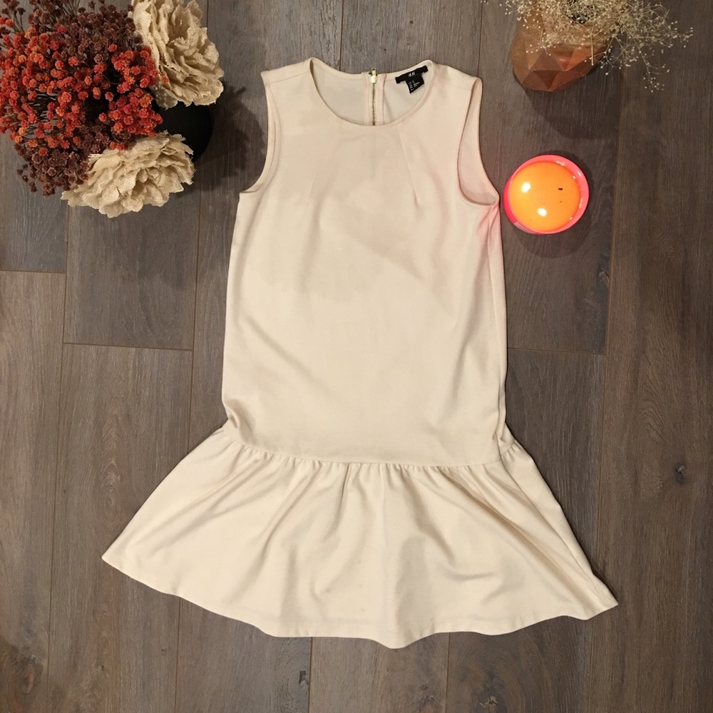 XS H&M cream dress. Perfect for high tea!